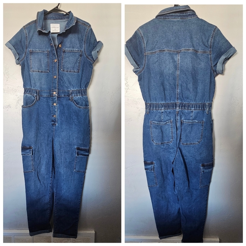 Celebrity Pink Women's Medium Denim Blue Jumpsuit Short Sleeve Cuffed Hem Cargo
